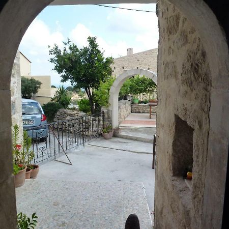 Arches Eleftherna Dış mekan fotoğraf