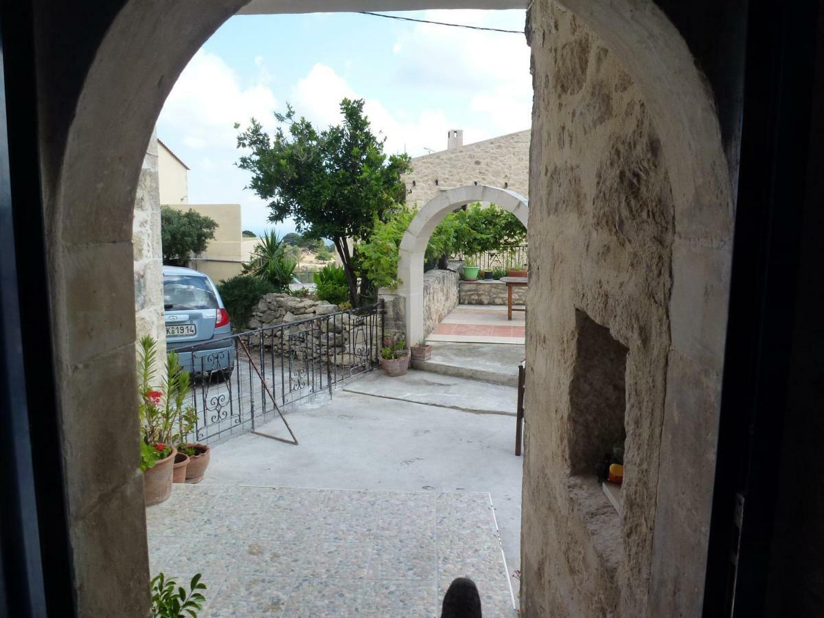 Arches Eleftherna Dış mekan fotoğraf